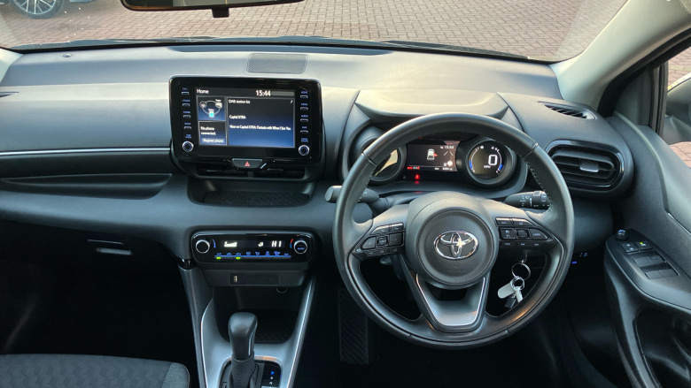 Toyota Yaris 1.5 Hybrid Design 5dr CVT Hybrid Hatchback